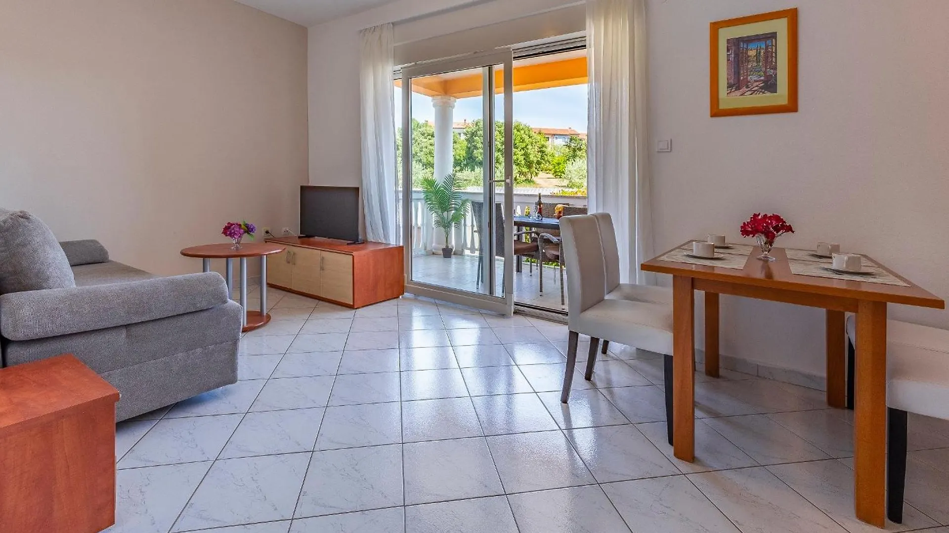 Apartments Rok Pula 0*,  Croatia